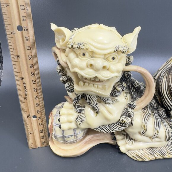 Vintage Chinese Guardian Lion Sculpture Signed Foo Dog Fu Foo Dog Playing Ball - Picture 5 of 16
